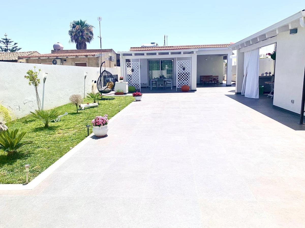 Villa White Sicilia ซานตามาเรีย เดล โฟกัลโล ภายนอก รูปภาพ